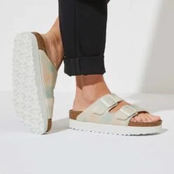 Birkenstock Women's Arizona Platform Sandal- Watercolor Pink- Medium/Narrow -Birkenstock Shop 1024597 f closeup f