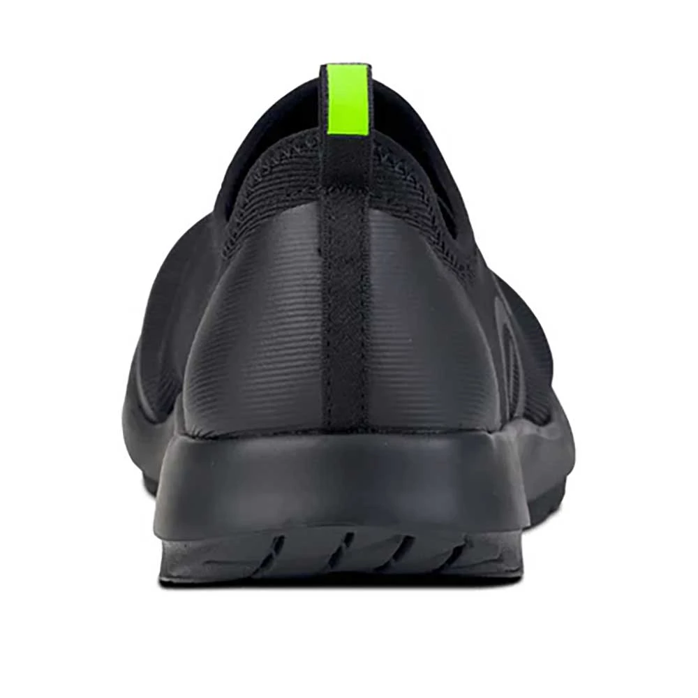 OOfos Women's OOmg Sport Shoe - Black- Regular (B) 8 OOfos Women's OOmg Sport Shoe - Black- Regular (B) - Image 6